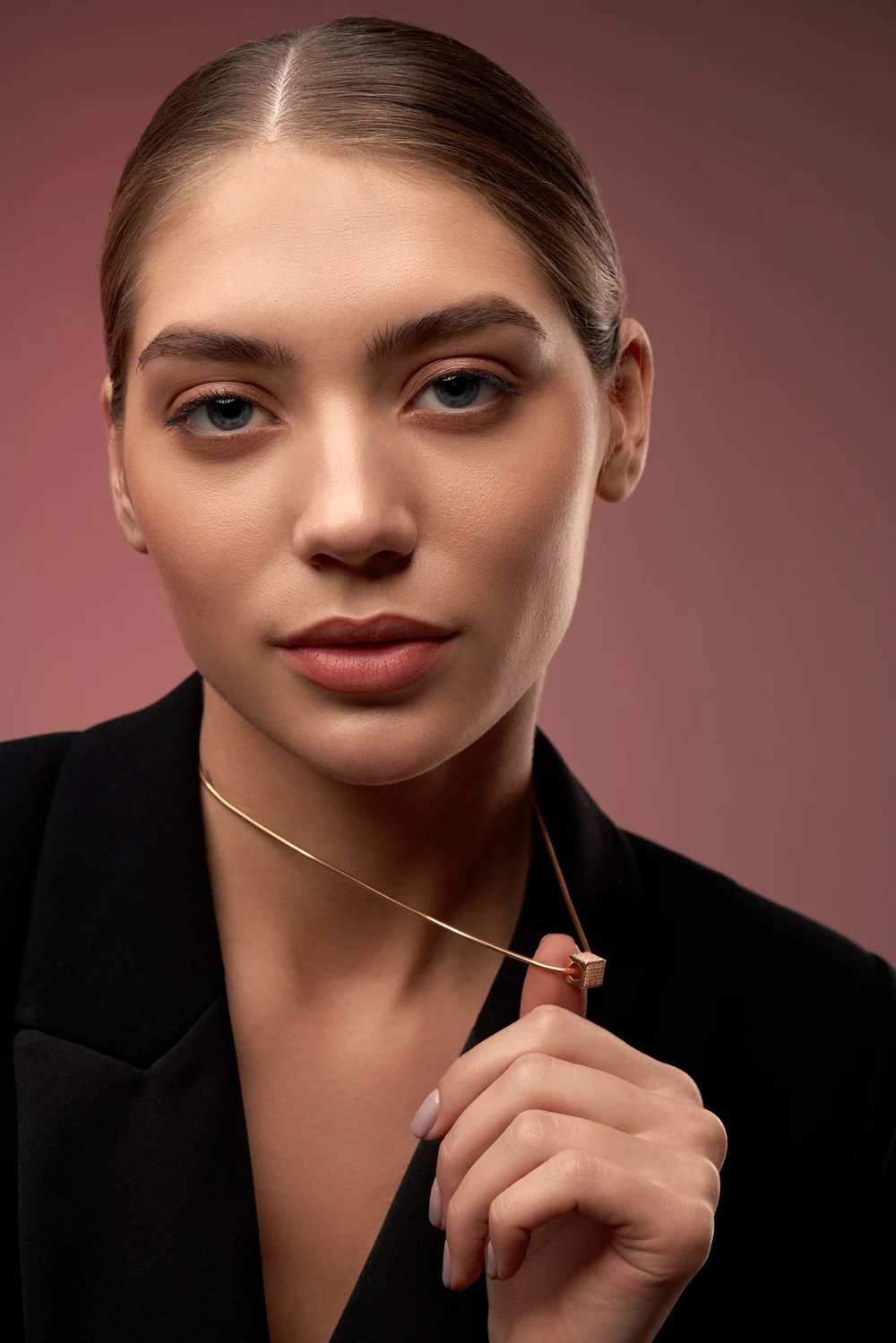 Portrait from the Rouj Presets collection